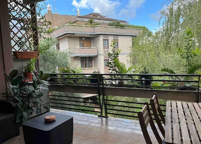 Moderno Bilocale Con Terrazzo * Rome